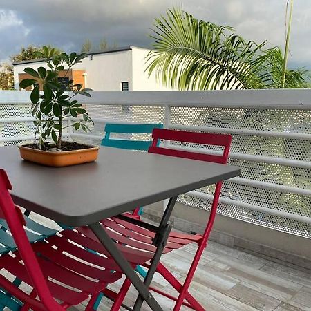 « L'Escale » Appartement Le Port Buitenkant foto